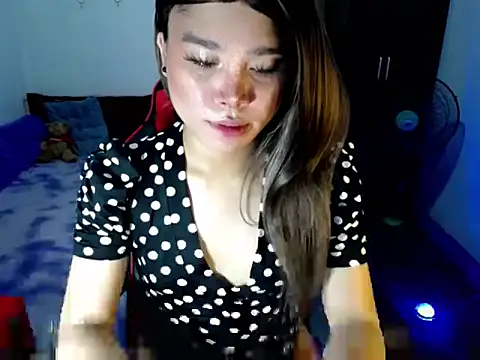 Urassiansweetcummer online show from 29, 3, 2026