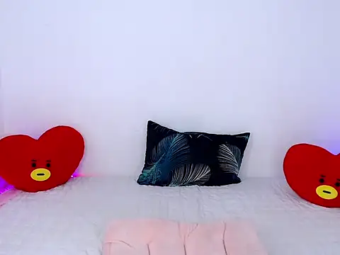 Sweet kittyxx online show from 24, 5, 2026
