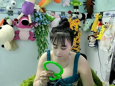 emgaixinhngoan online show from 19, 11, 2025