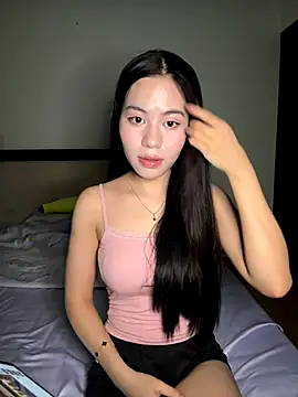 Snapshot of -katinat- chatting on 18, 9, 2025 -katinat- online show from 18, 9, 2025