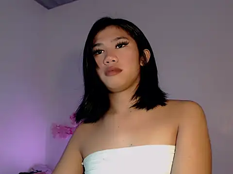 Maxine Sucks online show from 29, 10, 2025