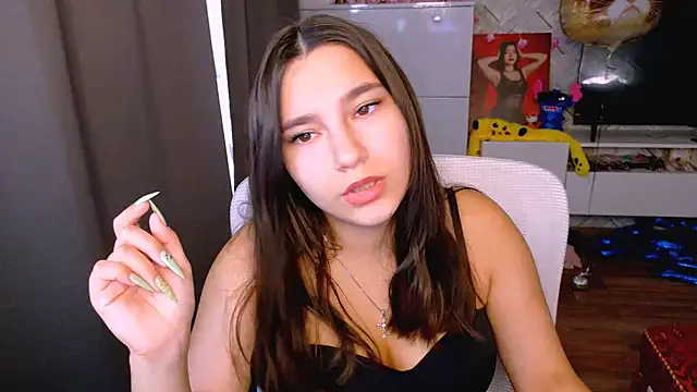 Snapshot of Arianna_Grend chatting on 1, 10, 2025 Arianna Grend online show from 1, 10, 2025