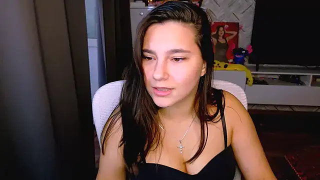 Snapshot of Arianna_Grend chatting on 6, 10, 2025 Arianna Grend online show from 6, 10, 2025