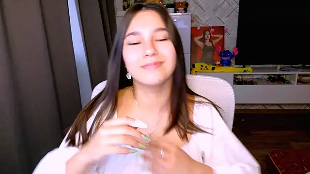 Snapshot of Arianna_Grend chatting on 15, 10, 2025 Arianna Grend online show from 15, 10, 2025