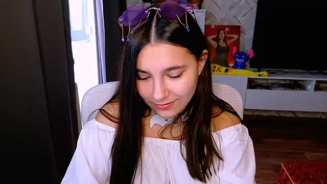 Arianna Grend online show from 5, 11, 2025