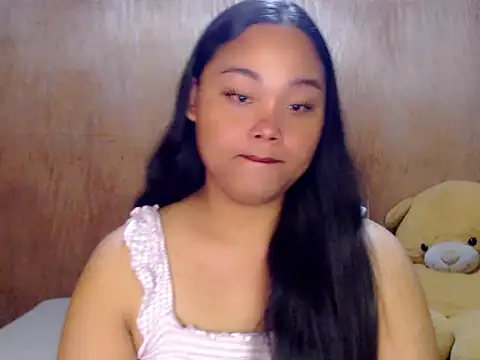 Snapshot of _Lylia chatting on 18, 9, 2025 Lylia online show from 18, 9, 2025