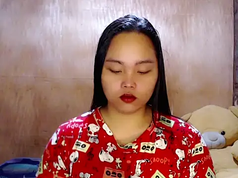 Snapshot of _Lylia chatting on 4, 4, 2026 Lylia online show from 4, 4, 2026