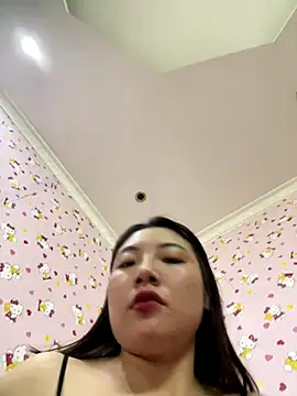 Snapshot of D2sweet chatting on 5, 11, 2025 D2sweet online show from 5, 11, 2025