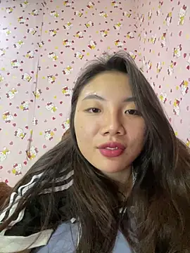 Snapshot of D2sweet chatting on 12, 11, 2025 D2sweet online show from 12, 11, 2025