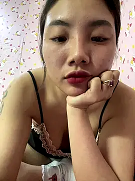 Snapshot of D2sweet chatting on 13, 11, 2025 D2sweet online show from 13, 11, 2025