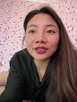 Snapshot of D2sweet chatting on 24, 11, 2025 D2sweet online show from 24, 11, 2025