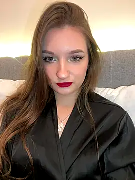 Snapshot of AdelinaEmber chatting on 7, 10, 2025 AdelinaEmber online show from 7, 10, 2025