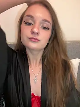 Snapshot of AdelinaEmber chatting on 22, 11, 2025 AdelinaEmber online show from 22, 11, 2025