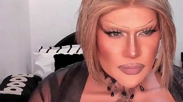 Snapshot of MistressDuhara chatting on 17, 5, 2026 MistressDuhara online show from 17, 5, 2026
