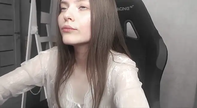 cute elfy  online show from 6, 6, 2026