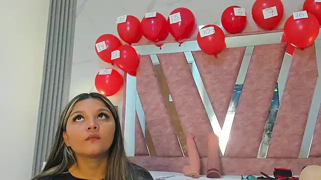 Wonderkloe  online show from 18, 2, 2026