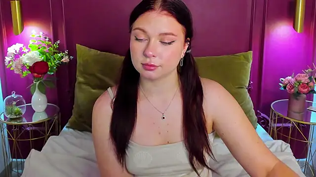 LizyBex online show from 11, 11, 2025