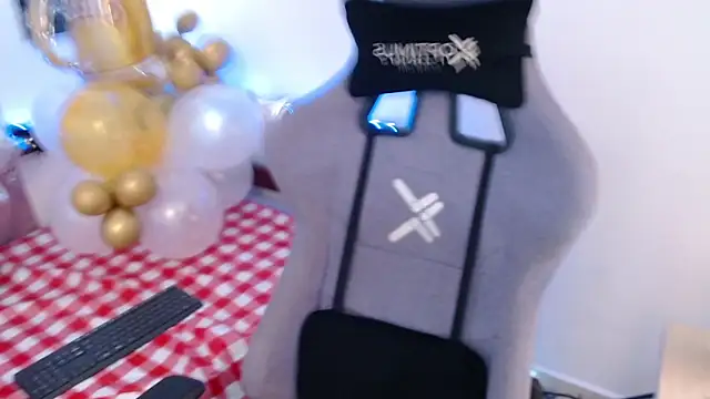 Luna-Gomez online show from 2, 10, 2025