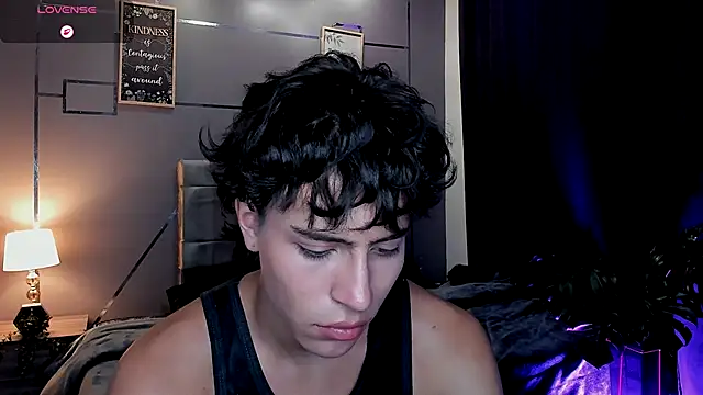 Christopher 77 online show from 2, 12, 2025