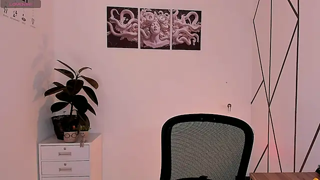 Christopher 77 online show from 15, 12, 2025