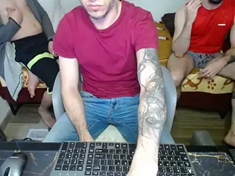 Snapshot of bossking017 chatting on 1, 2, 2025 bossking017 online show from 1, 2, 2025