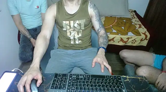 Snapshot of bossking017 chatting on 14, 3, 2025 bossking017 online show from 14, 3, 2025