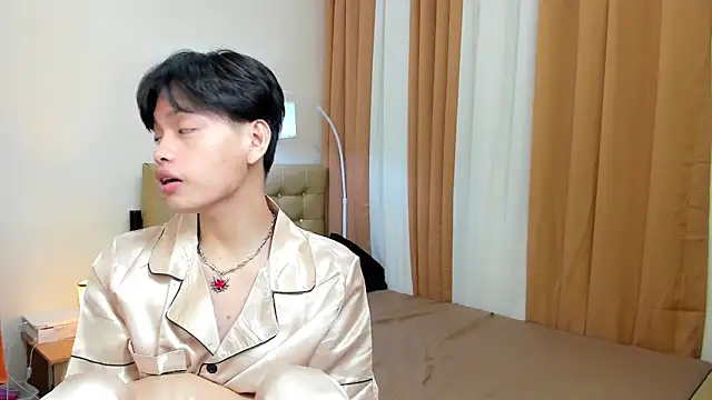 hotfreshdior online show from 12, 9, 2025