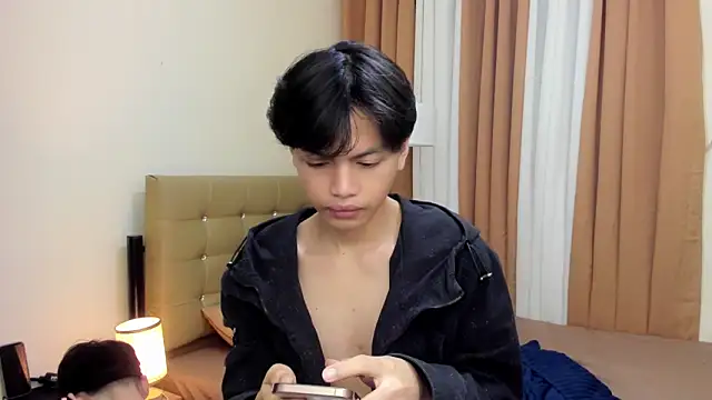 hotfreshdior online show from 4, 10, 2025