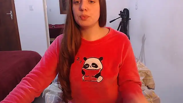 Snapshot of angell_apolo chatting on 21, 10, 2025 angell apolo online show from 21, 10, 2025