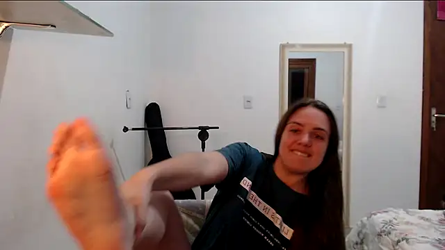 Snapshot of angell_apolo chatting on 9, 11, 2025 angell apolo online show from 9, 11, 2025