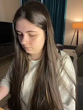 Lovely Waifu online show from 6, 4, 2026