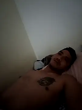 Snapshot of Javi0494 chatting on 13, 9, 2025 Javi0494 online show from 13, 9, 2025