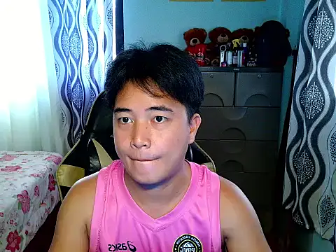  maxurbate online show from 27, 4, 2026