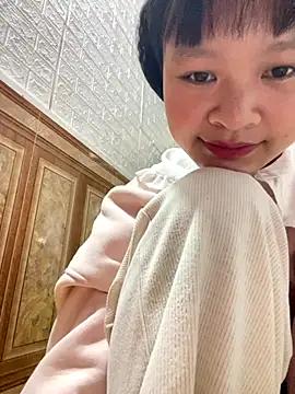 Daisy018 online show from 13, 11, 2025