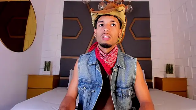 Thiagoferreti online show from 18, 11, 2025