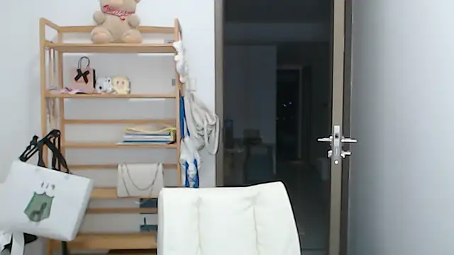 Mimi-cnbaby online show from 25, 4, 2026