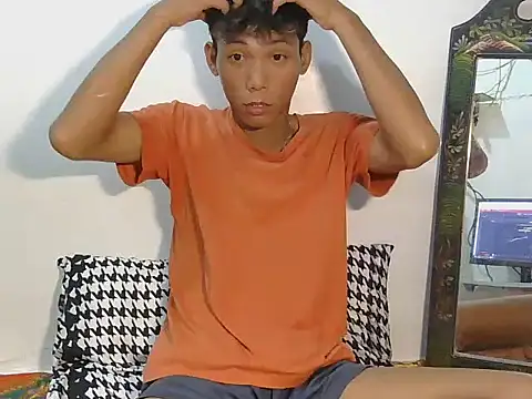 Snapshot of isanxxx chatting on 9, 10, 2025 isanxxx online show from 9, 10, 2025