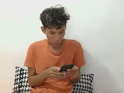 Snapshot of isanxxx chatting on 15, 10, 2025 isanxxx online show from 15, 10, 2025