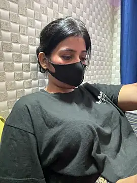 Snapshot of Hot_Jaanvi_ chatting on 5, 7, 2026 Hot Jaanvi online show from 5, 7, 2026