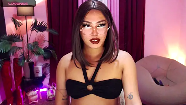 Snapshot of Unique_Maya chatting on 17, 9, 2025 Unique Maya online show from 17, 9, 2025