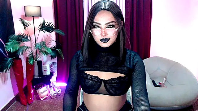 Snapshot of Unique_Maya chatting on 18, 9, 2025 Unique Maya online show from 18, 9, 2025