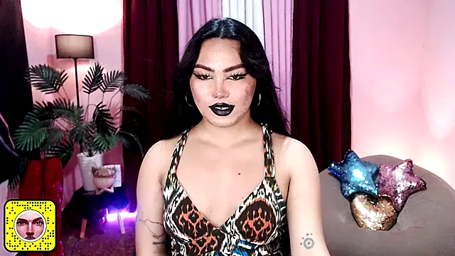 Snapshot of Unique_Maya chatting on 7, 11, 2025 Unique Maya online show from 7, 11, 2025