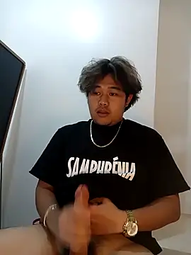 Snapshot of tastylicious_John19 chatting on 29, 11, 2025 tastylicious John19 online show from 29, 11, 2025