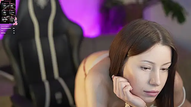 Selena Glow online show from 21, 10, 2025