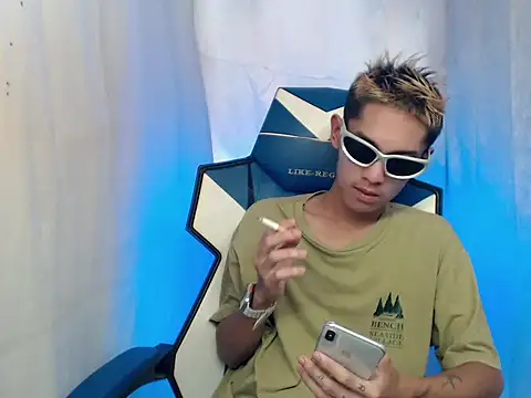 riks tyler online show from 20, 12, 2025