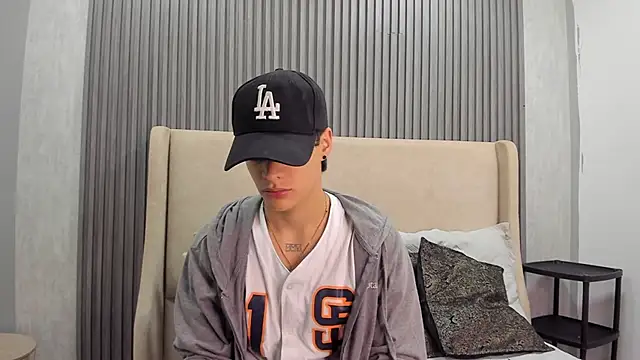 BenitoSaenz online show from 16, 9, 2025