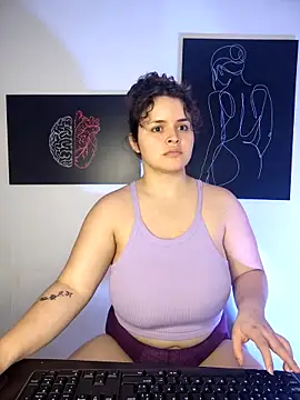 SeleneLuminari8 online show from 14, 3, 2026