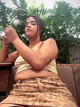 Snapshot of Kaily_Sweet16 chatting on 31, 10, 2025 Kaily Sweet16 online show from 31, 10, 2025