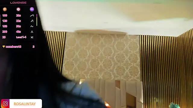 Snapshot of Rosalind_tay chatting on 18, 9, 2025 Rosalind tay online show from 18, 9, 2025