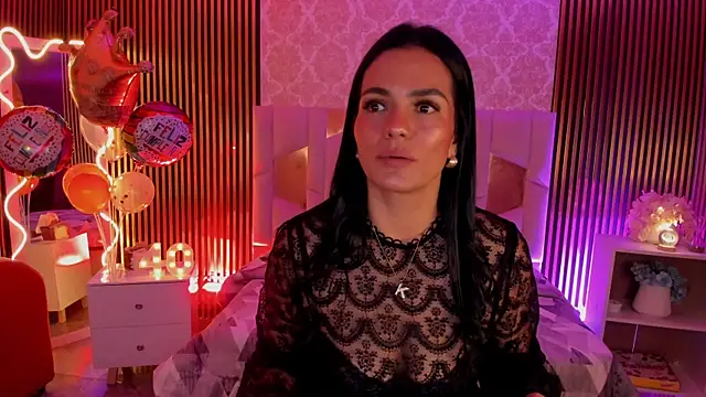 Snapshot of Rosalind_tay chatting on 11, 10, 2025 Rosalind tay online show from 11, 10, 2025